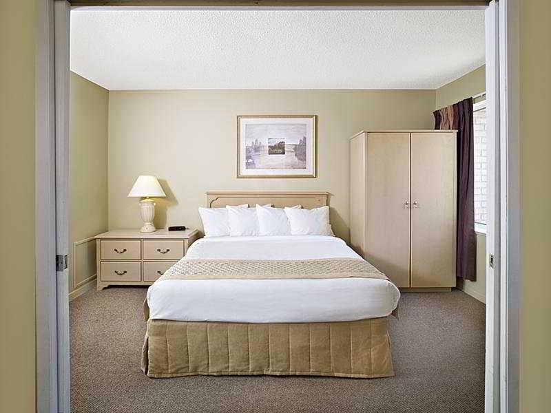 Towneplace Suites By Marriott Mississauga-Airport Corporate Centre Bagian luar foto