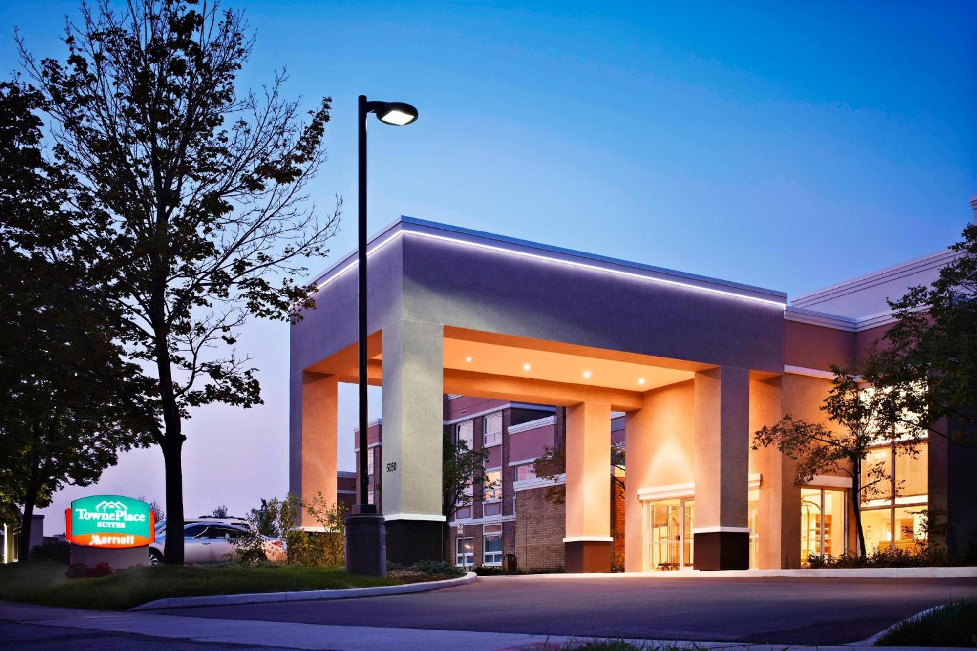 Towneplace Suites By Marriott Mississauga-Airport Corporate Centre Bagian luar foto